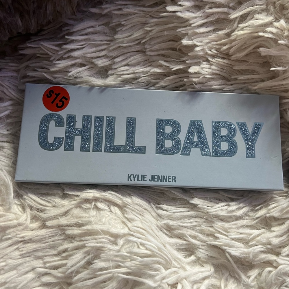 Kylie Jenner Chill Baby Eyeshadow Palette